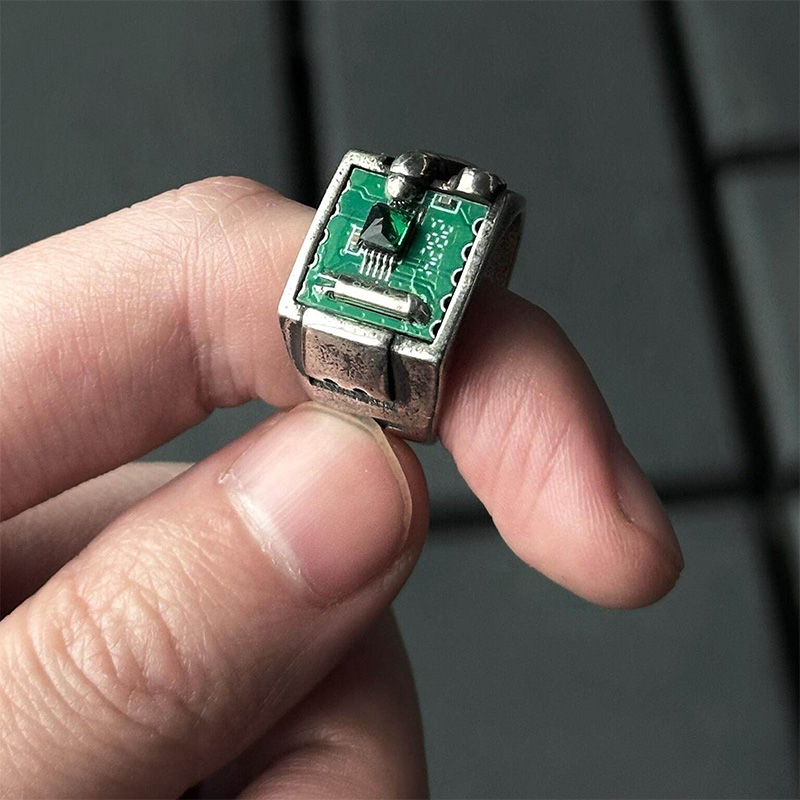 レトロテック PCB リング ジュエリー アクセサリー メン - Tech Accessories Industry のレビューと価格