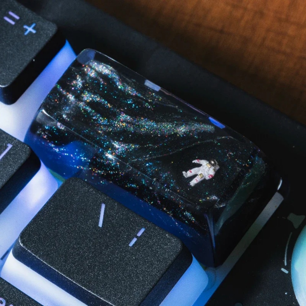 樹脂製の職人の宇宙飛行士のキーキャップ,メカニカルキーボード - Tech Gaming Accessories のレビューと価格